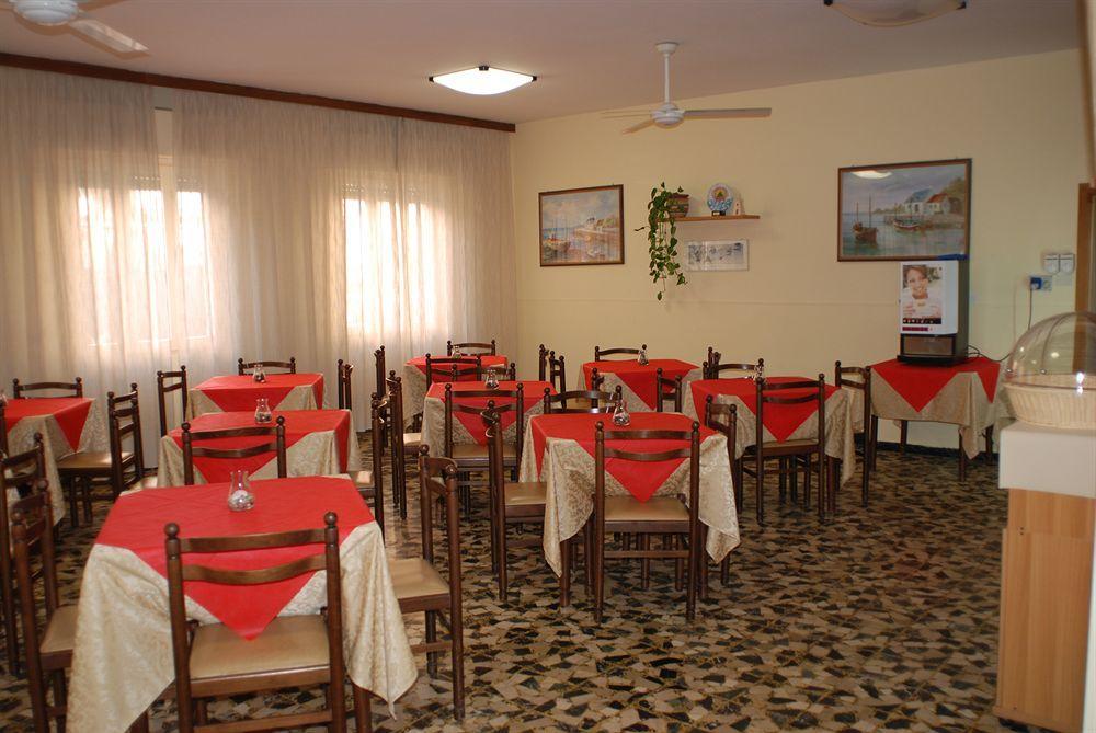 Hotel Zaghini ريميني المظهر الخارجي الصورة