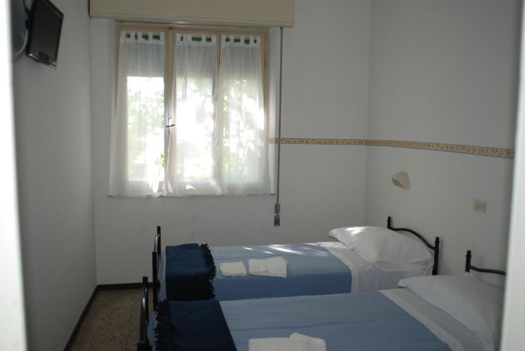 Hotel Zaghini ريميني الغرفة الصورة