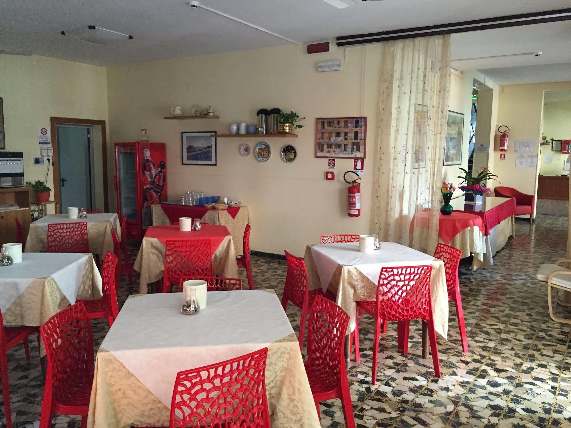 Hotel Zaghini ريميني المظهر الخارجي الصورة